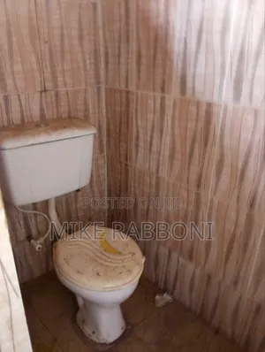 Photo - Shop/Office Space Ogbui Road Enugu for 1.650m Yearly