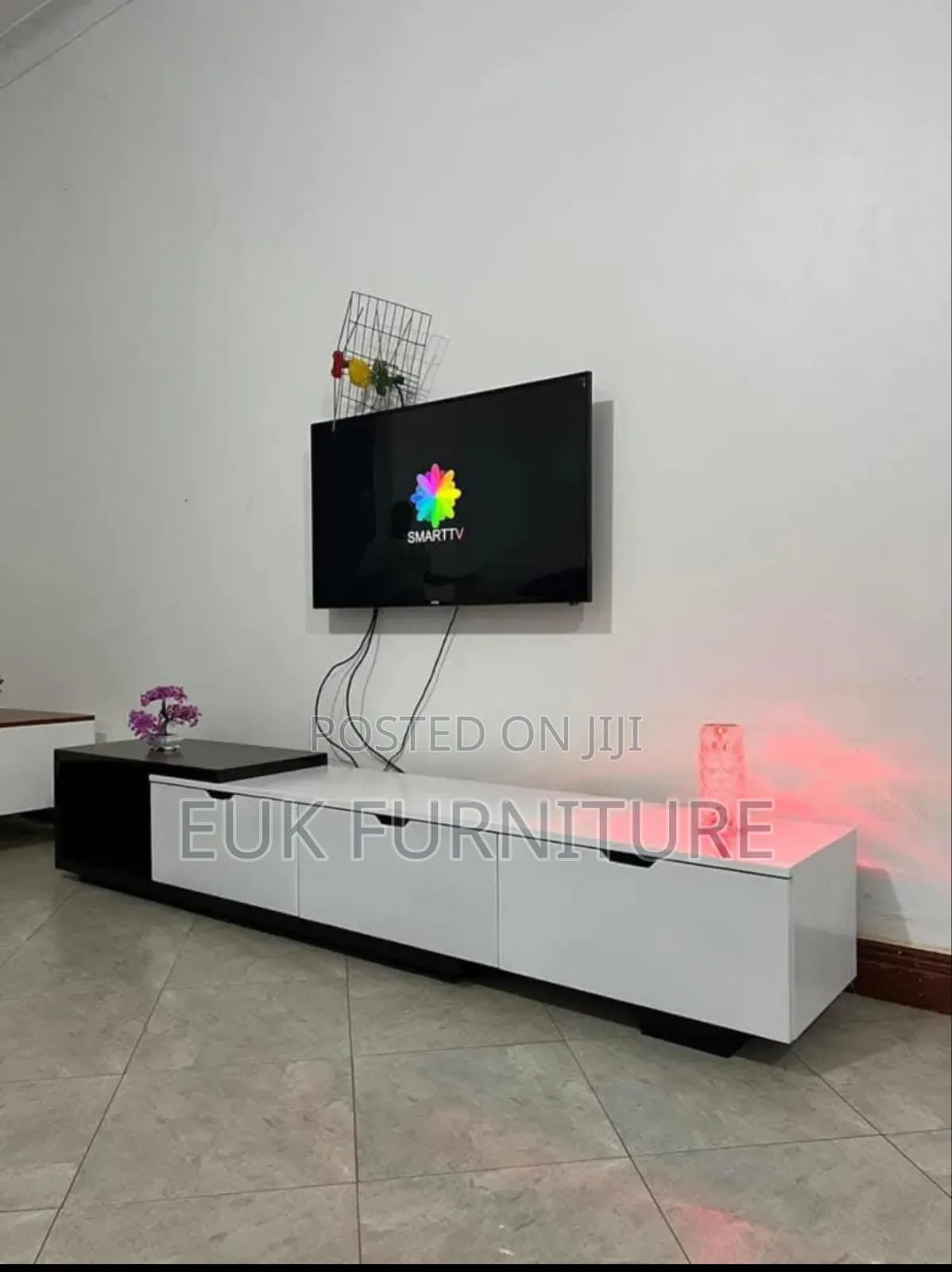 2544 Beautiful Tv Mount/Stand