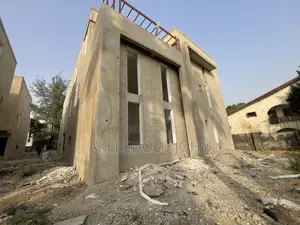 5bdrm Duplex in Maitama for sale
