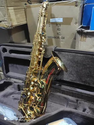 Photo - Armstrong Tenor Saxophone