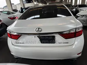 Lexus ES 350 FWD 2014 White