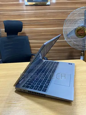 Laptop Dell Latitude 5530 16GB Intel Core I7 SSD 512GB