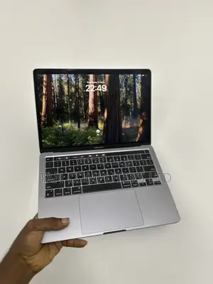 Laptop Apple MacBook Pro 2022 M2 8GB Apple M2 SSD 512GB