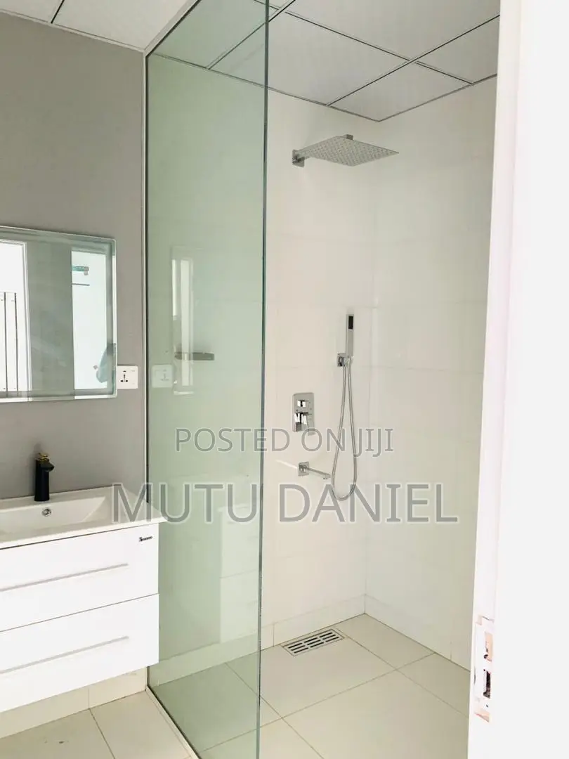 5bdrm Duplex in Katampe Extension for rent