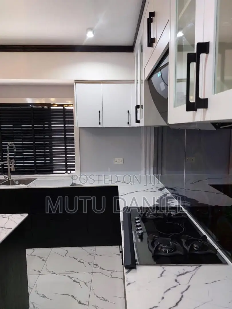 5bdrm Duplex in Katampe Extension for rent