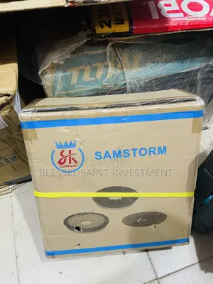 Samstorm Scrubbing Machine