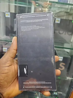 New Samsung Galaxy Z Flip 5 256 GB
