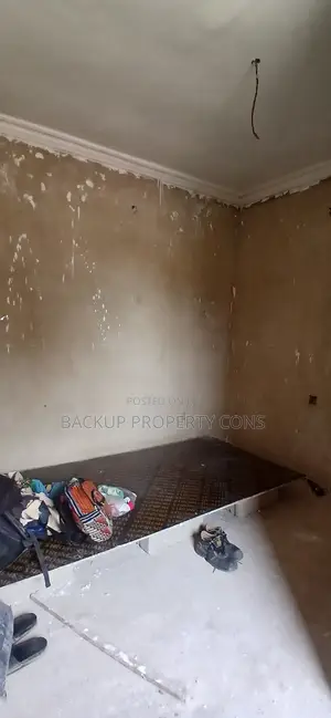 Photo - Studio Apartment in Shomolu for rent