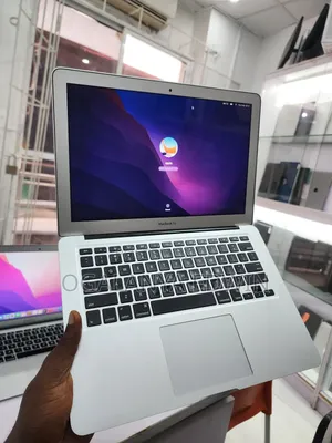 Laptop Apple MacBook Air 2017 8GB Intel Core I7 SSD 128GB