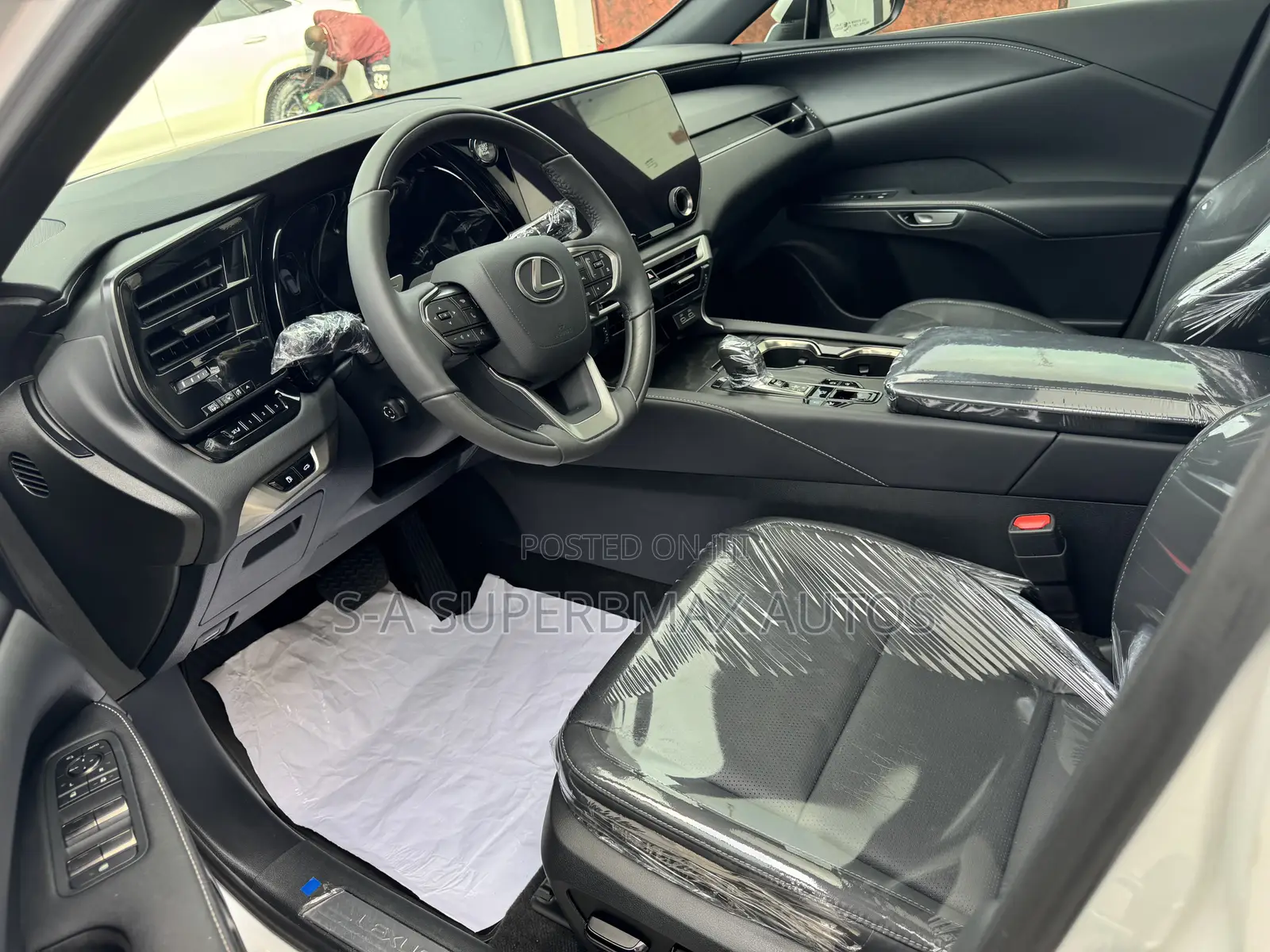 Lexus RX 2024 White