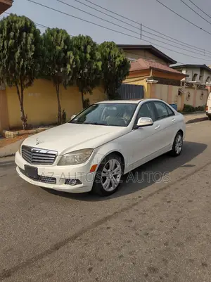 Mercedes-Benz C-Class C 300 (W204) 2009 White