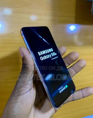 Samsung Galaxy S10e 128 GB Blue