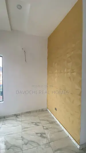 4bdrm Duplex in Chevron Dri for rent