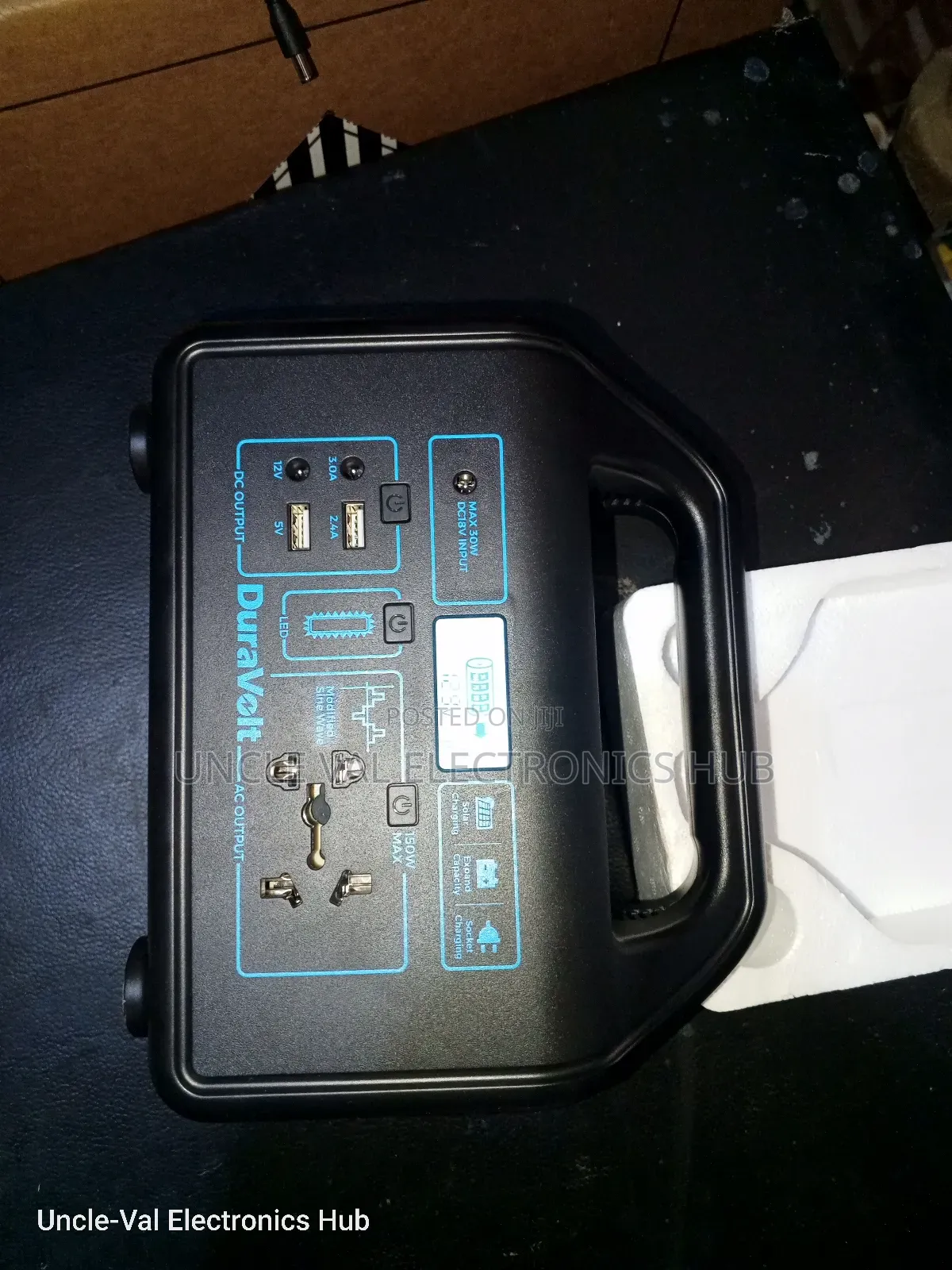 Duravolt Solar Generator 150w