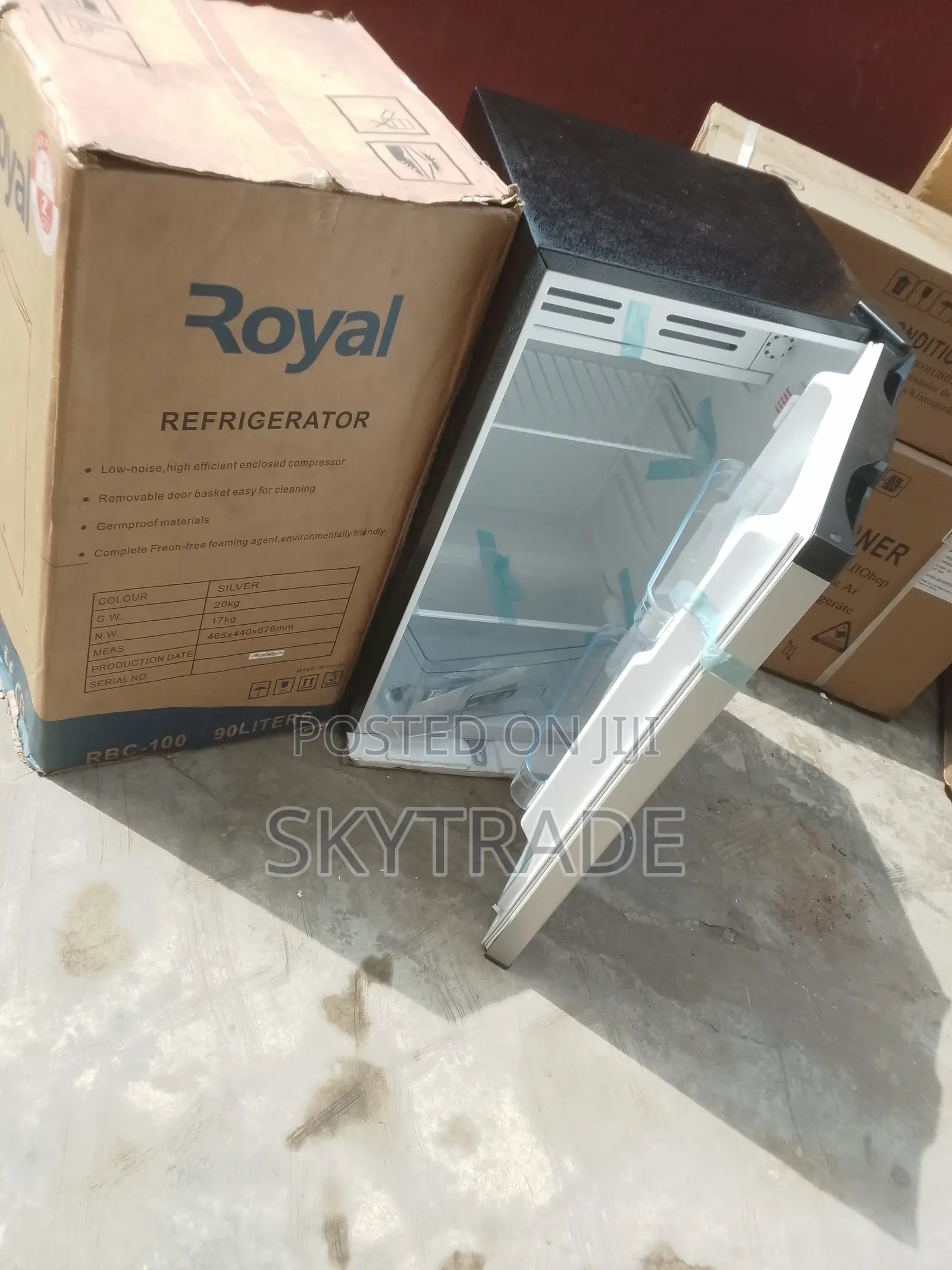 Royal 2 Shelves, 90l Refrigerator With Key
