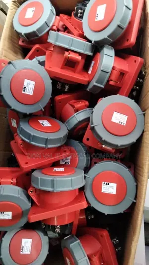 Abb 63amps 5pin Panel Mounted