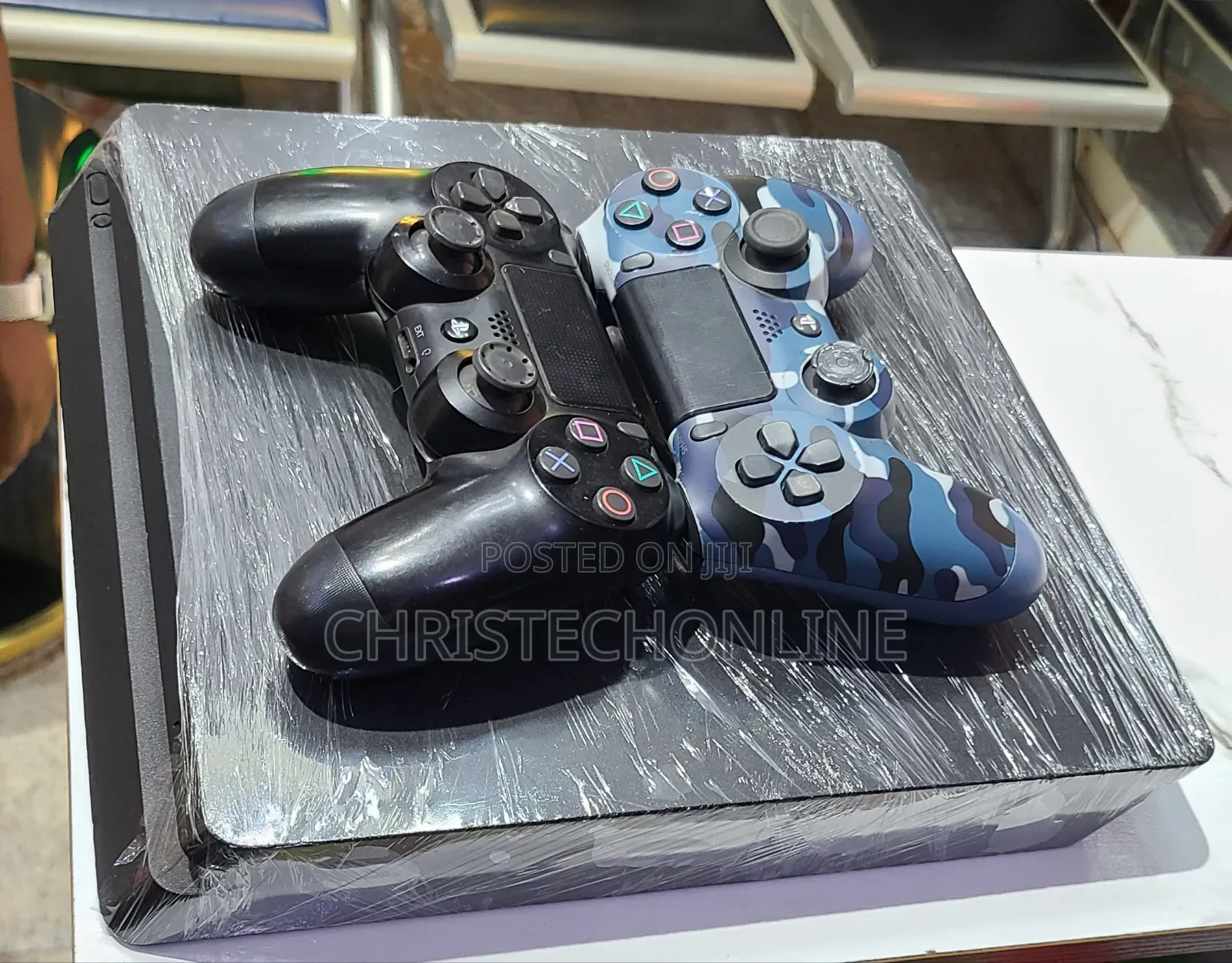 Playstation 4 Slim