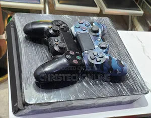Playstation 4 Slim