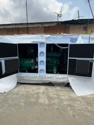 400kva England Perkins Generator Soundproof 2 Years Warranty