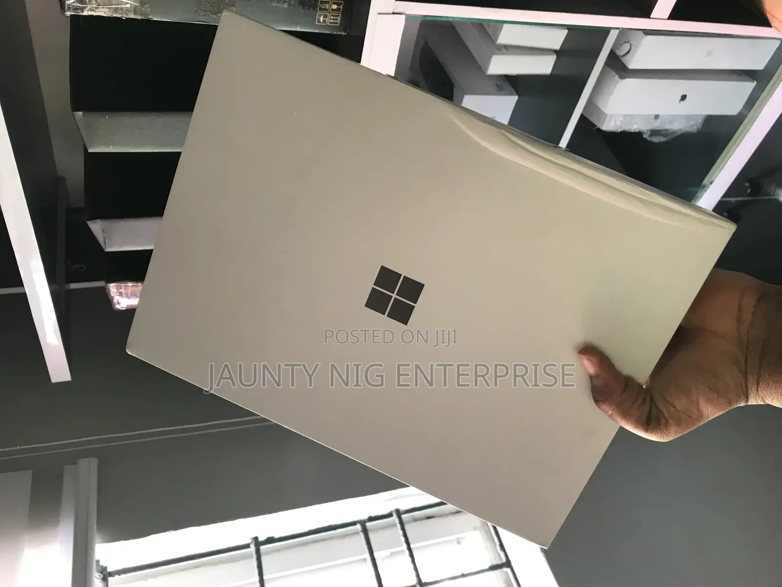 New Laptop Microsoft Surface Pro 16GB Intel Core I7 SSD 512GB