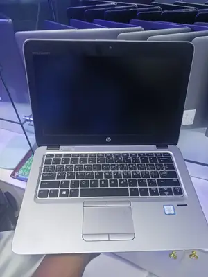 Laptop HP EliteBook 820 G3 8GB Intel Core I7 SSD 256GB