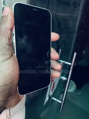 Apple iPhone 12 64 GB White