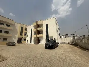 4bdrm Townhouse/Terrace in Jahi for sale