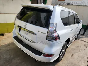 Lexus GX 2019 White