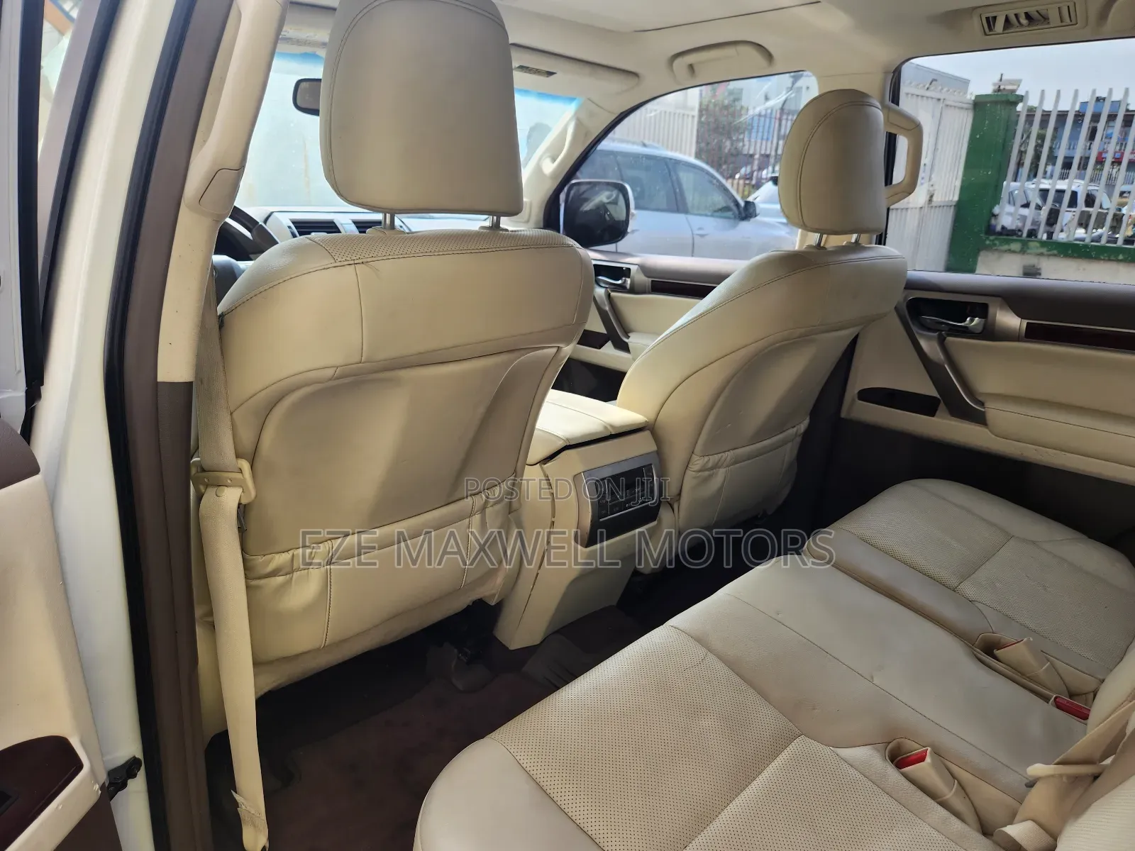 Lexus GX 2019 White