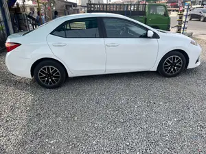 Toyota Corolla 2017 White