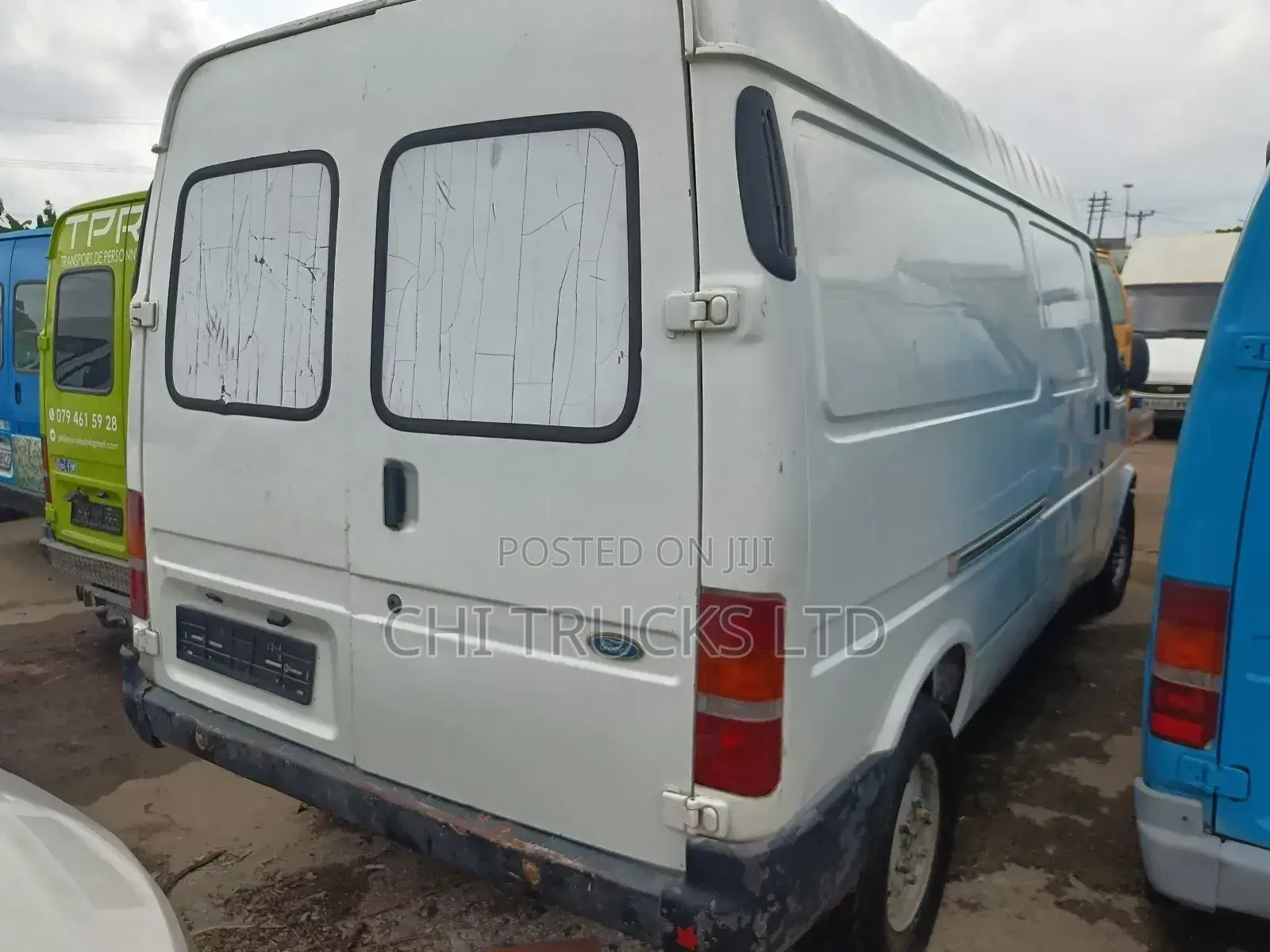 Ford Transit 2000 White
