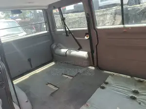 Volkswagen Transporter 2005 Grey