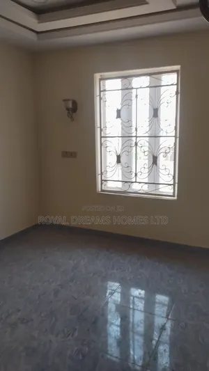 4bdrm Duplex in Jahi for rent