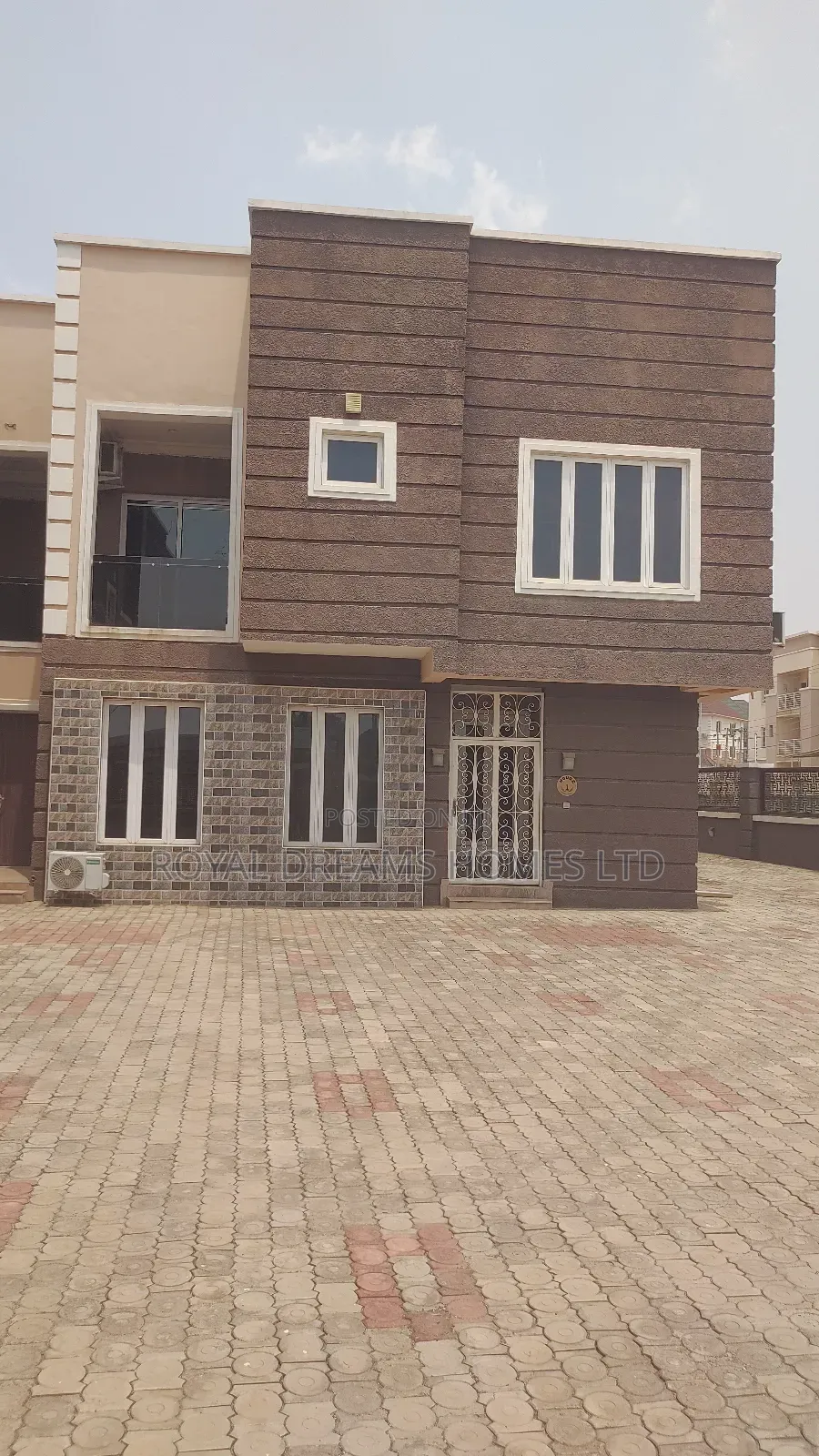 4bdrm Duplex in Jahi for rent