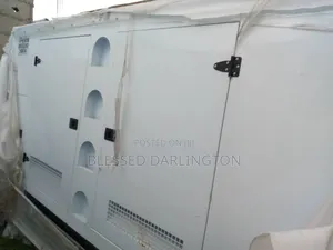 350kva Perkins England Soundproof Generator