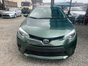 Toyota Corolla 2015 Green