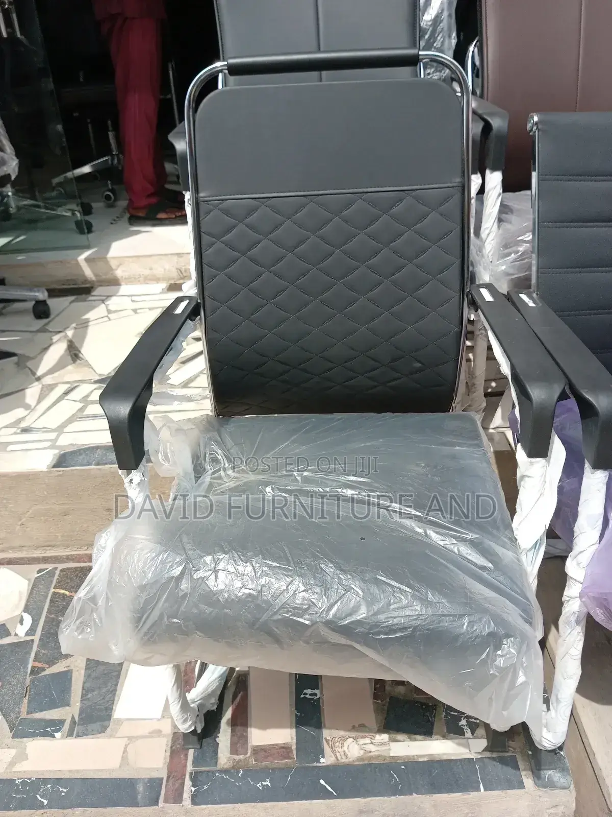 Black Visitors Chair