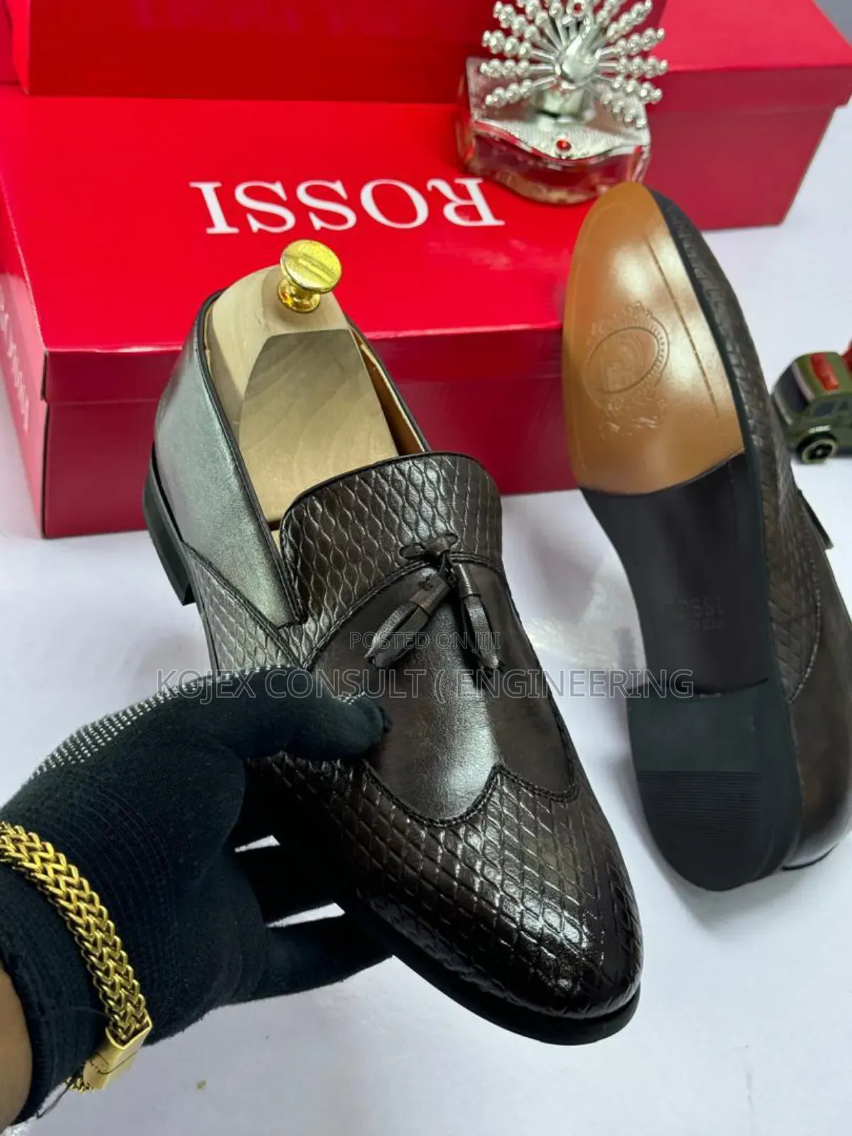 Rossi Luxury Flat Shoe