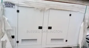 200kva England Soundproof Perkins Generator