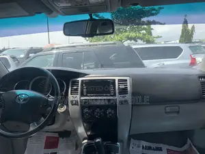 Toyota 4-Runner Limited V6 2009 Gray