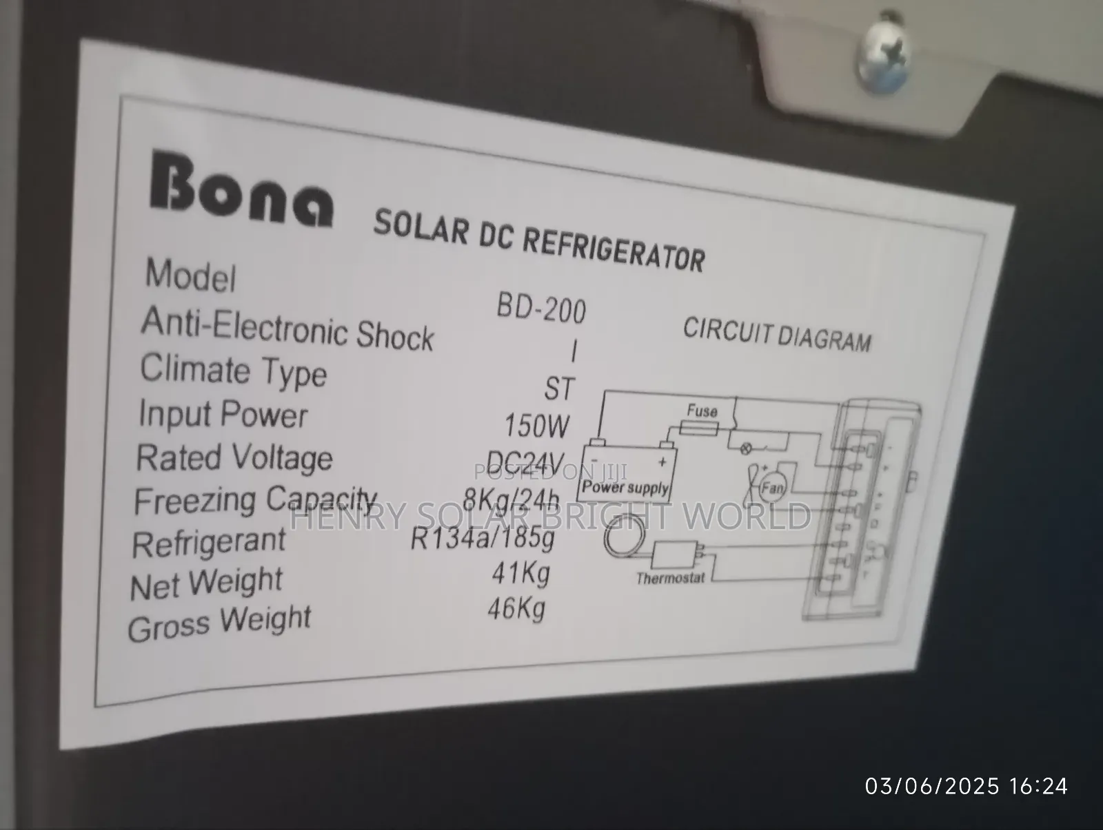 Bona Ac/Dc 200l Upright Freezer