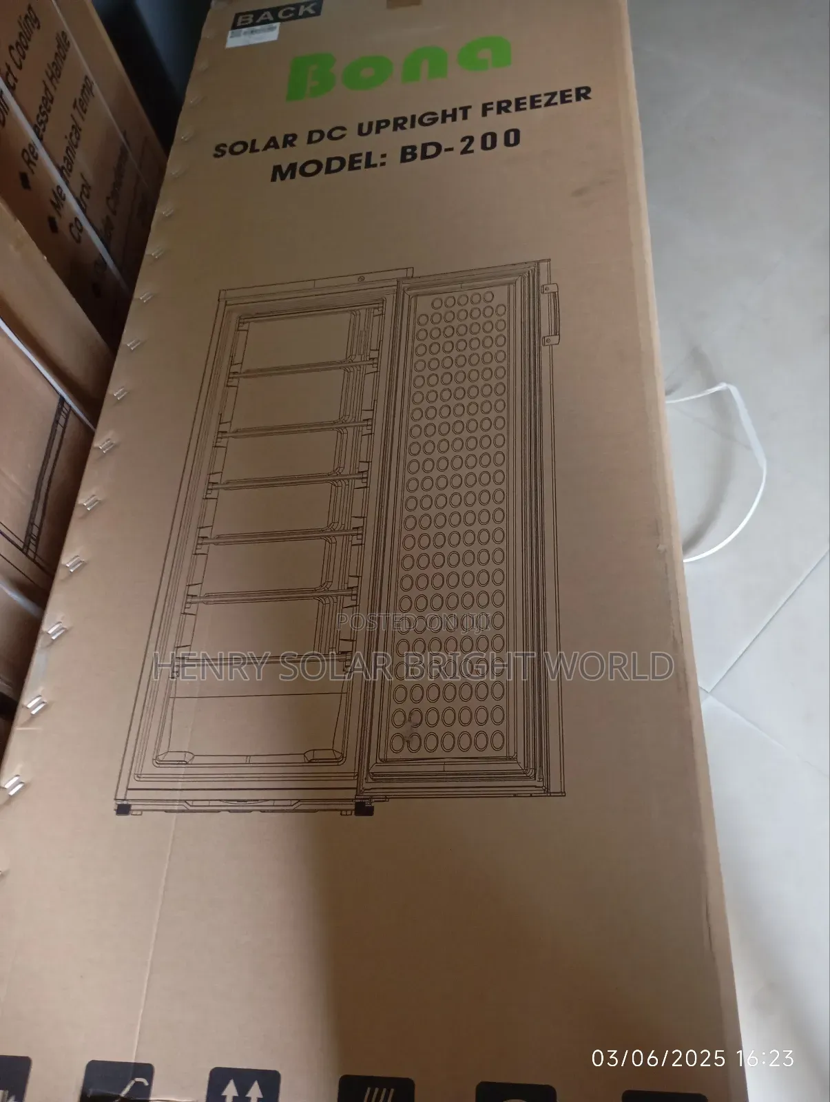Bona Ac/Dc 200l Upright Freezer