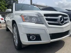 Mercedes-Benz GLK-Class 350 4MATIC 2012 White