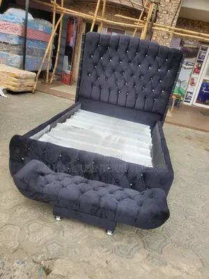 Black 4/6 Upholstery Bedframe
