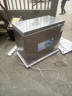 Brand New Lg 350l Chest Freezer>>External Compressor>>Silver