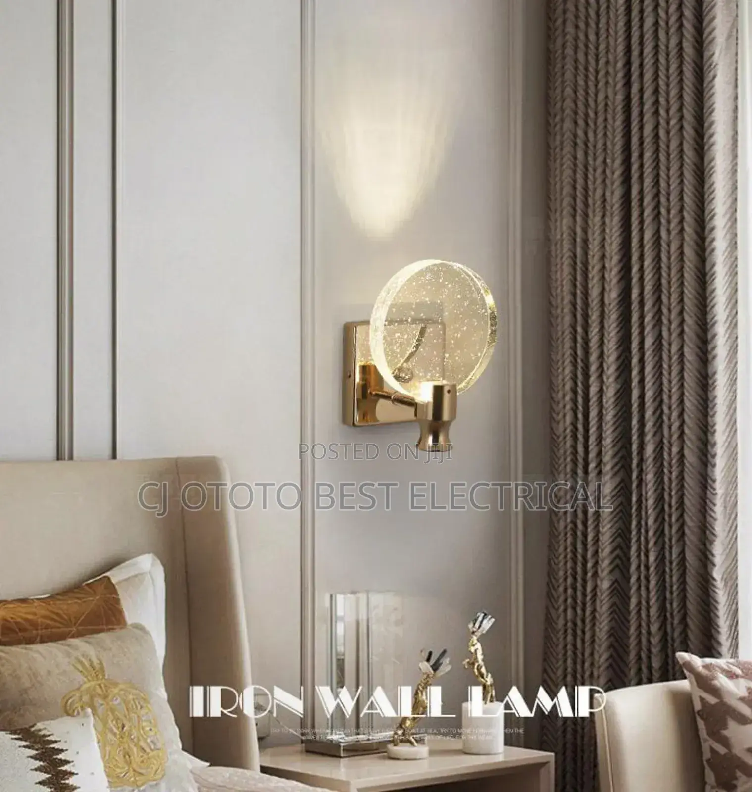Luxury Wall Bracket Light, Simple and Mature.