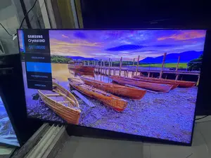 50” Samsung Crystal Uhd With Fast Upscaling Processor
