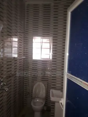3bdrm Block of Flats in Premier Layout, Enugu for rent