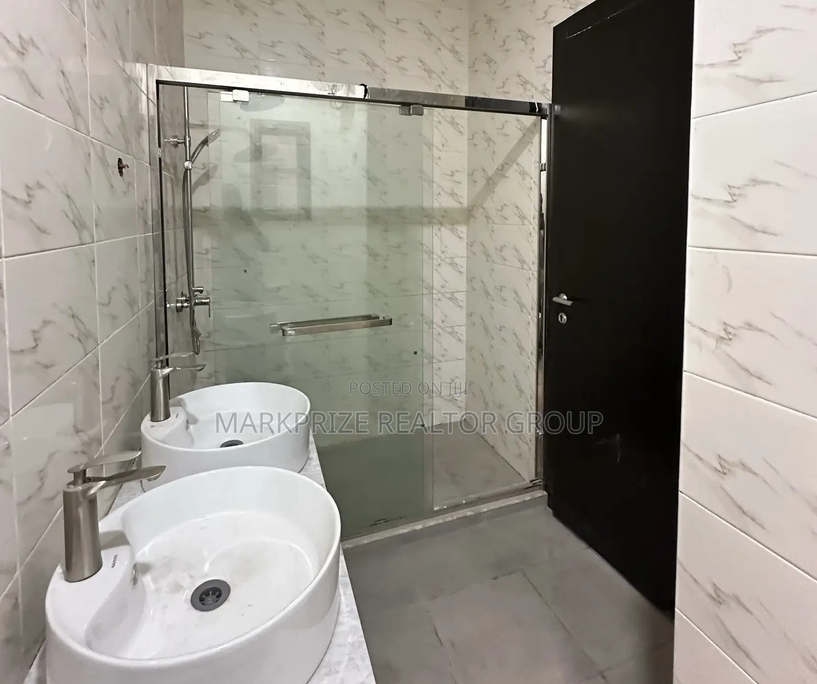 4bdrm Duplex in Ikeja Gra Lagos for sale