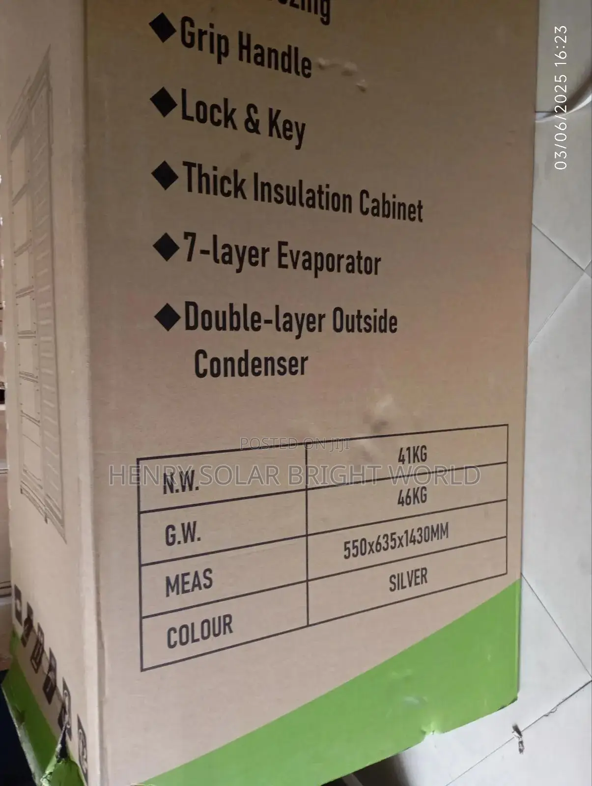 Bona Ac/Dc 200l Upright Freezer